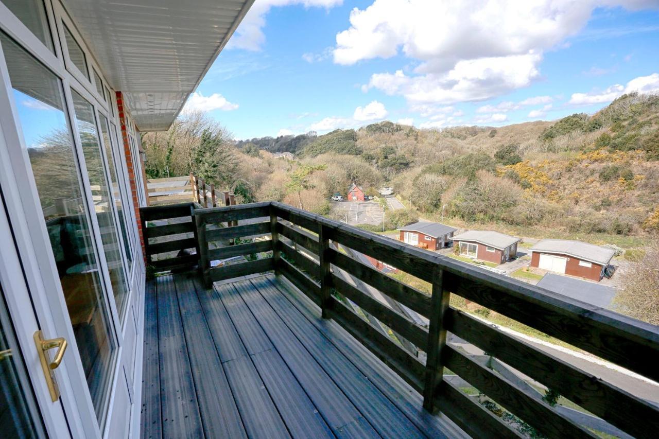 Caswell Beach Chalet 70 Located In Gower Peninsula Swansea Kültér fotó